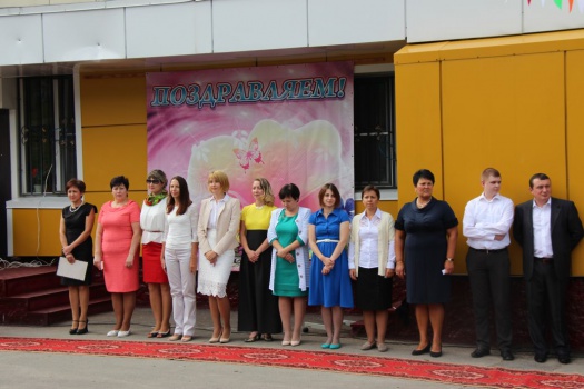1 сентября состоялась торжественная линейка для обучающихся Центра образования «Эврика» 0