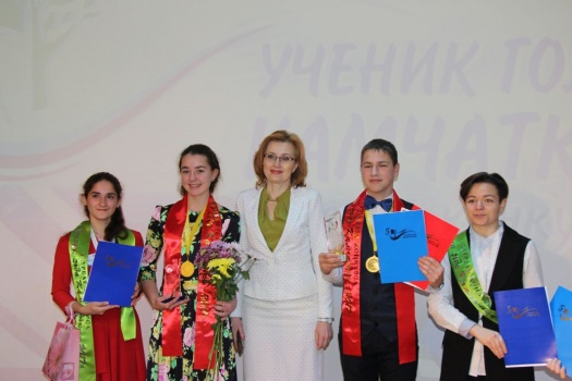 Подведены итоги пятого краевого конкурса «Ученик года Камчатки» 2017 года 8