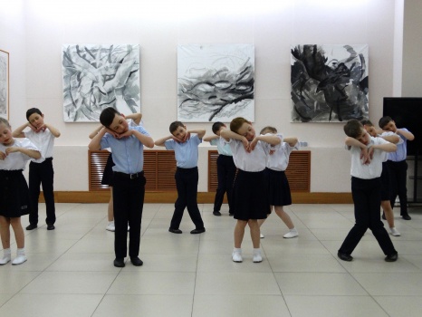 ​Эвриканцы выступили с концертной программой в «Камчатском краевом художественном музее» 5