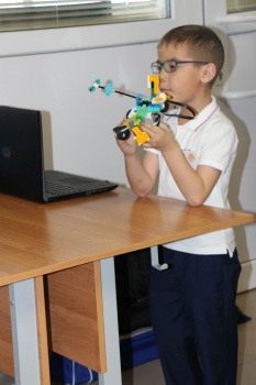​В Центре образования «Эврика» состоялся конкурс легоконструирования «LEGO-умники». 0