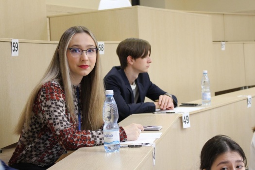 ​Камчатская девятиклассница стала призёром заключительного этапа ВсОШ по предмету обществознание. 1